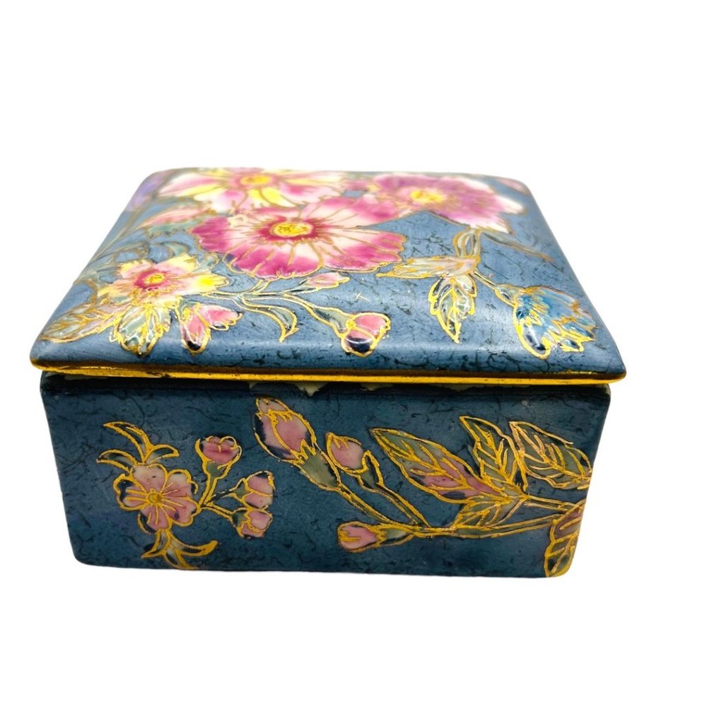 Qianlong Antique Enameled Porcelain Trinket Box Hand Painted Flower Scene RARE